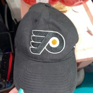 Philadelphia flyers hat